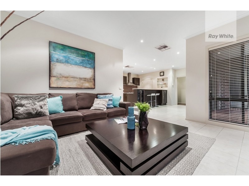 5 Osprey Place, Craigieburn VIC 3064