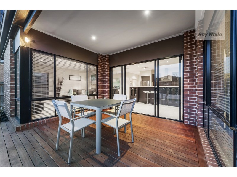 5 Osprey Place, Craigieburn VIC 3064