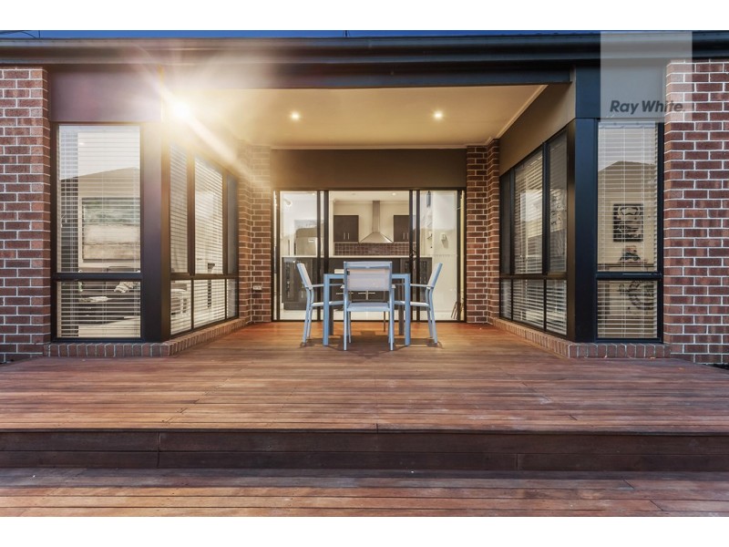 5 Osprey Place, Craigieburn VIC 3064