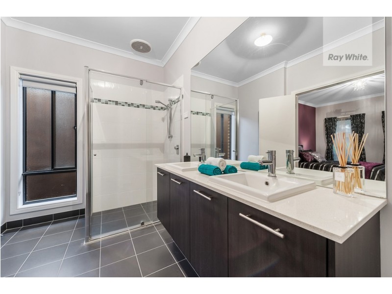 29 Conservation Drive, Craigieburn VIC 3064