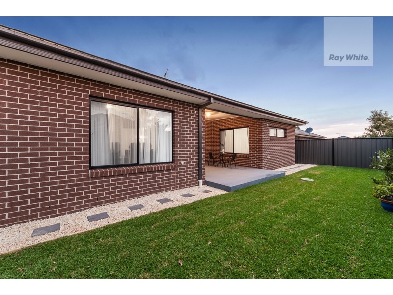 29 Conservation Drive, Craigieburn VIC 3064