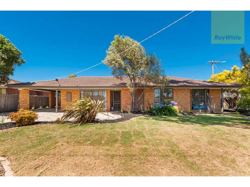 18 Cimberwood Drive, Craigieburn VIC 3064