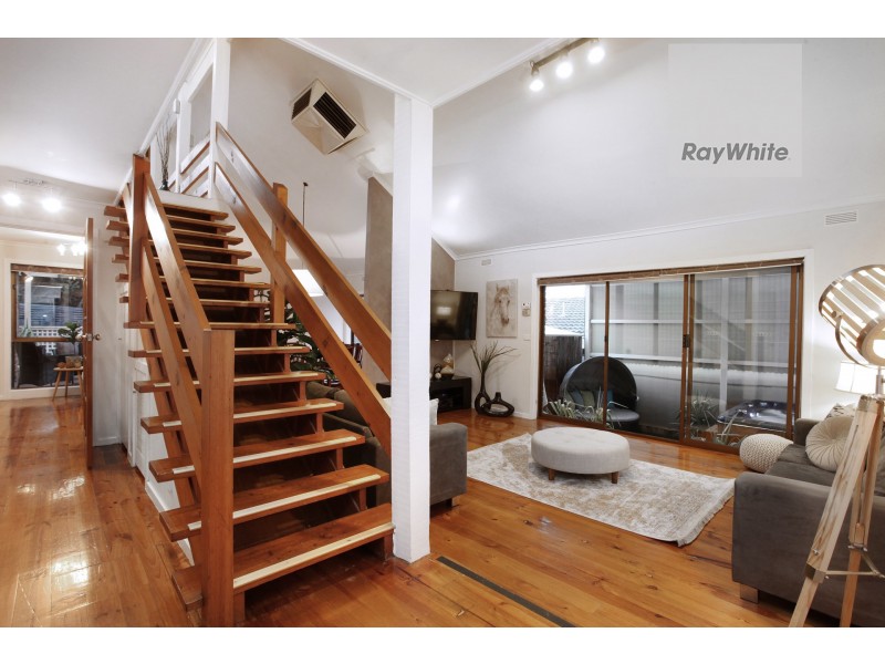 6 Thornleigh Place, Westmeadows VIC 3049