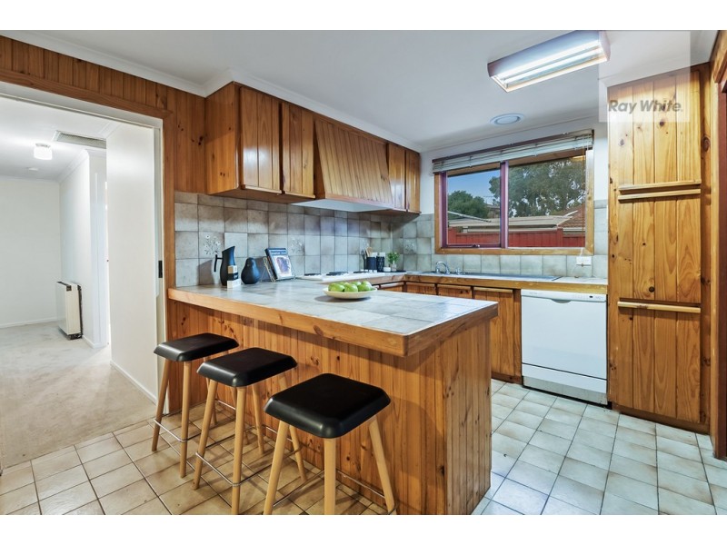 2 Enfield Place, Craigieburn VIC 3064