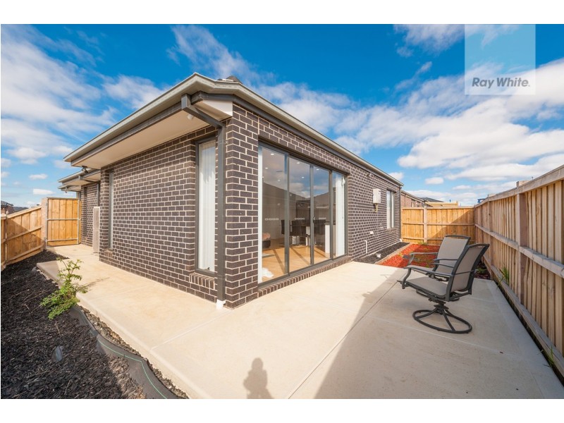 7 Vautier Avenue, Mickleham VIC 3064