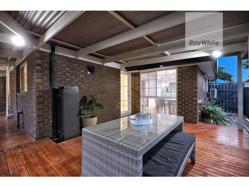 50 Woodstock Drive, Gladstone Park VIC 3043