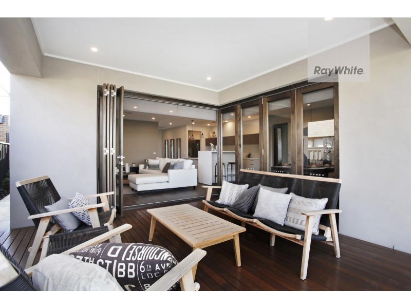 24 Destination Drive, Greenvale VIC 3059