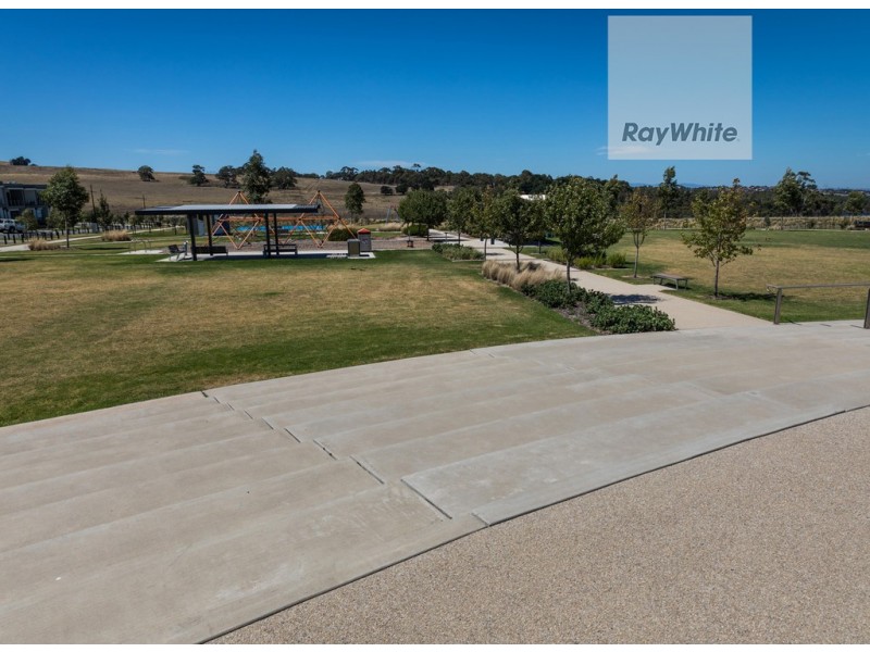 24 Destination Drive, Greenvale VIC 3059