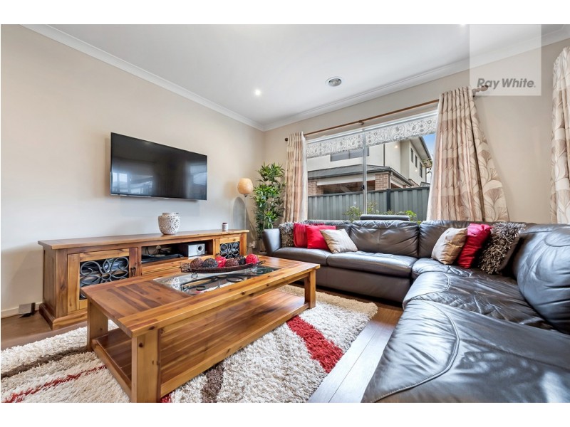 35 Gateshead Street, Craigieburn VIC 3064