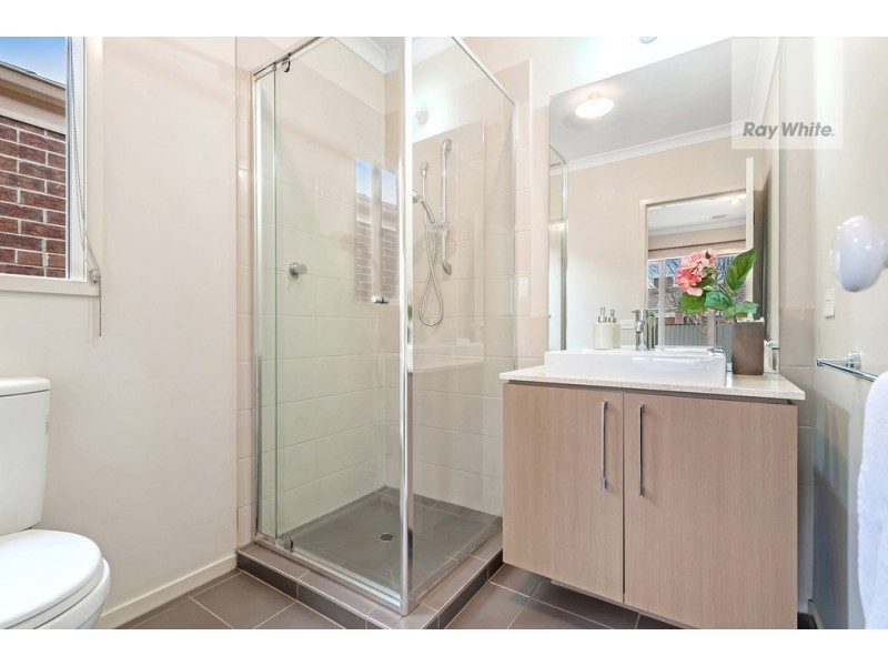35 Gateshead Street, Craigieburn VIC 3064