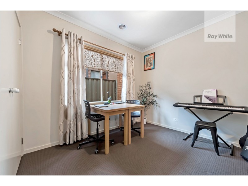 35 Gateshead Street, Craigieburn VIC 3064