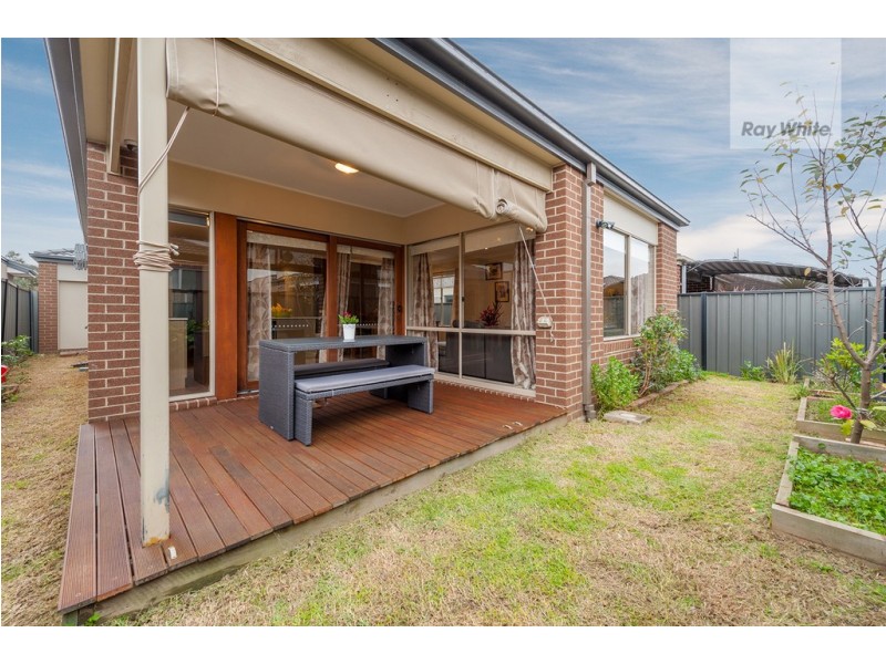 35 Gateshead Street, Craigieburn VIC 3064