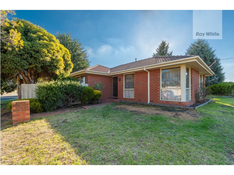 27 Banbury Crescent, Craigieburn VIC 3064