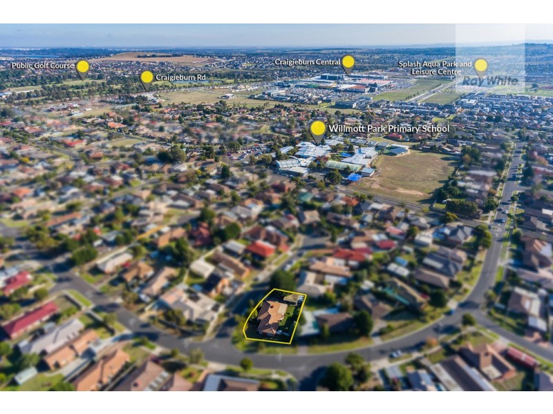 27 Banbury Crescent, Craigieburn VIC 3064