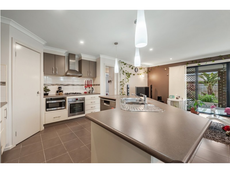 7 Taunton Place, Craigieburn VIC 3064