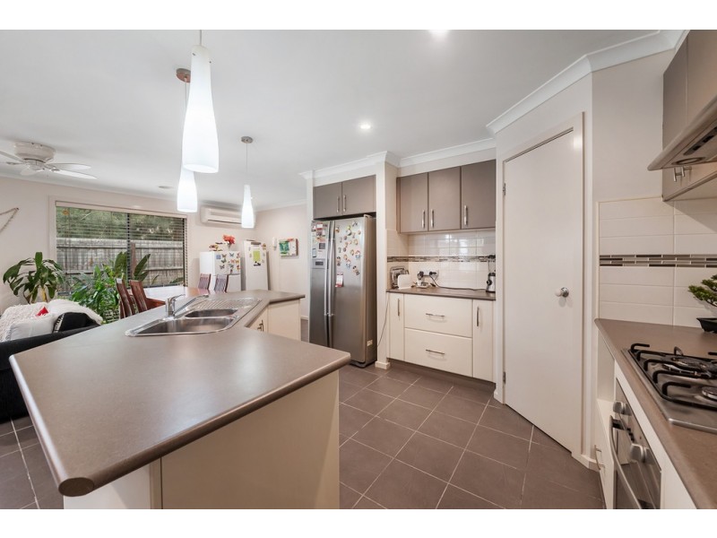 7 Taunton Place, Craigieburn VIC 3064