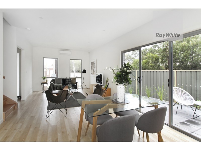 1/8 Warwick Place, Tullamarine VIC 3043