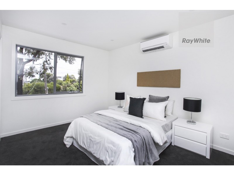 1/8 Warwick Place, Tullamarine VIC 3043