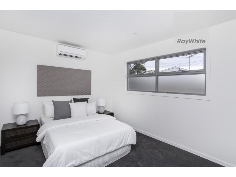 2/8 Warwick Place, Tullamarine VIC 3043