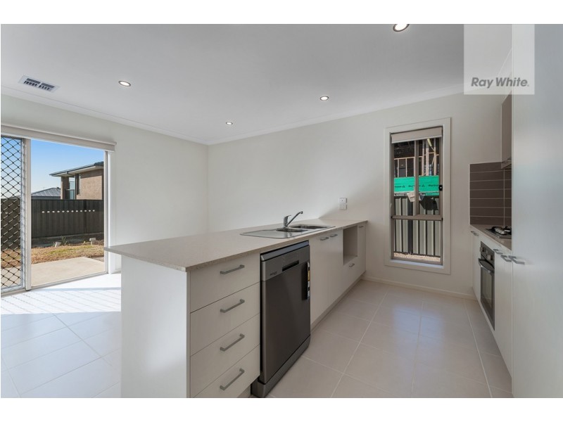 36 Matrix Circuit, Craigieburn VIC 3064