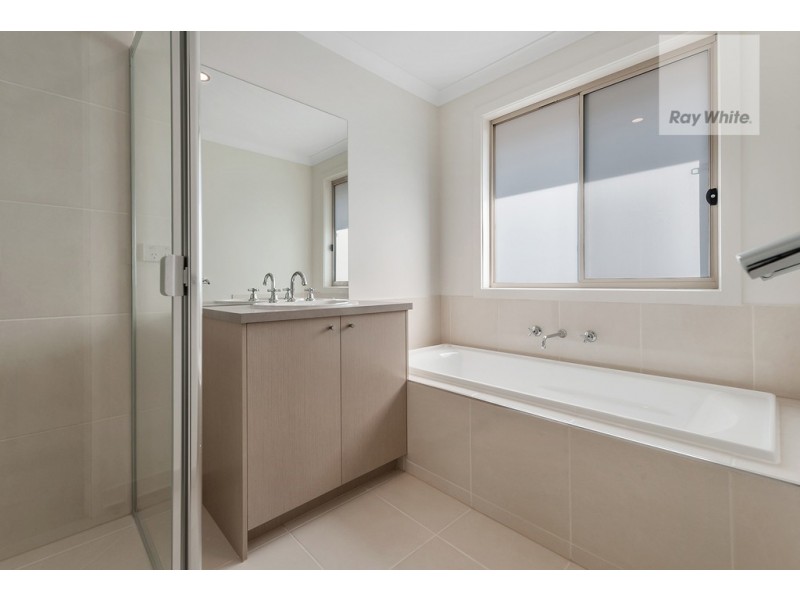 36 Matrix Circuit, Craigieburn VIC 3064