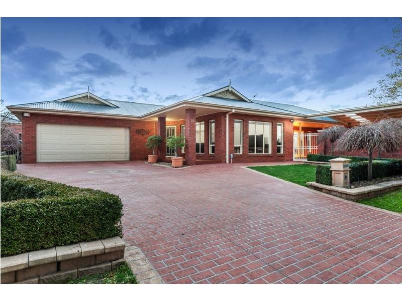 23 Kings Glen, Craigieburn VIC 3064