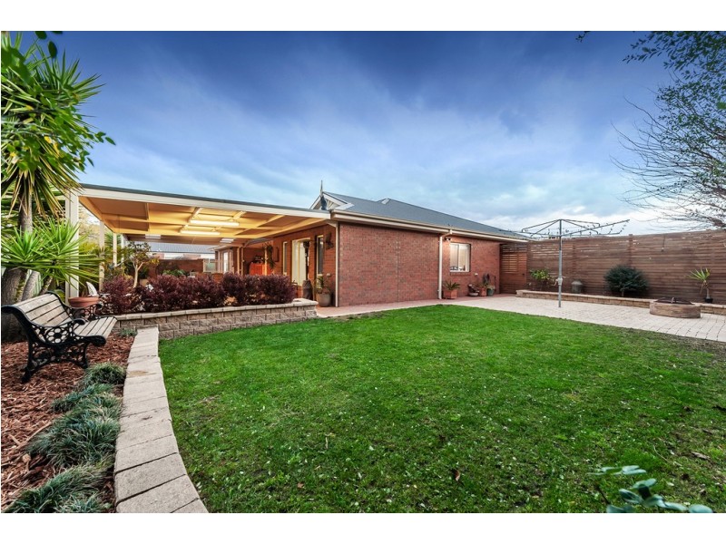 23 Kings Glen, Craigieburn VIC 3064