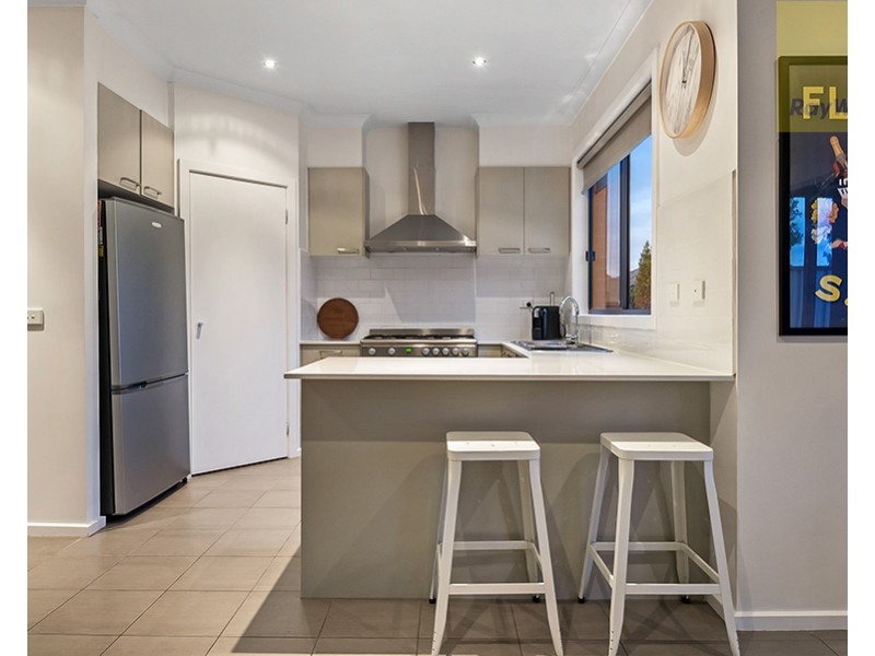 32 The Garlands, Craigieburn VIC 3064