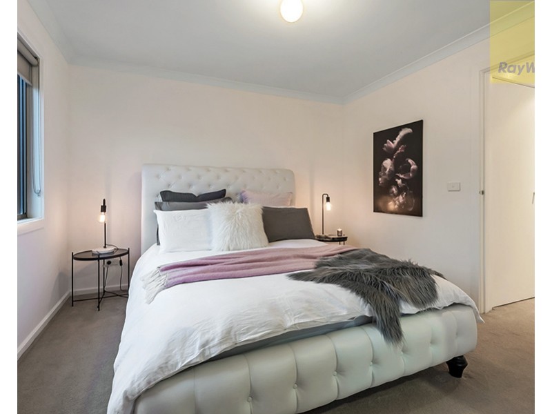 32 The Garlands, Craigieburn VIC 3064