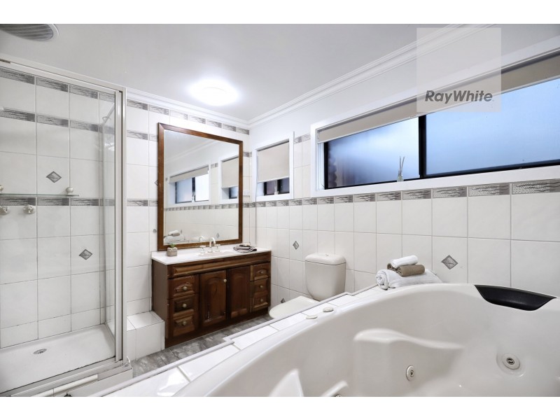 15 Lancaster Court, Greenvale VIC 3059