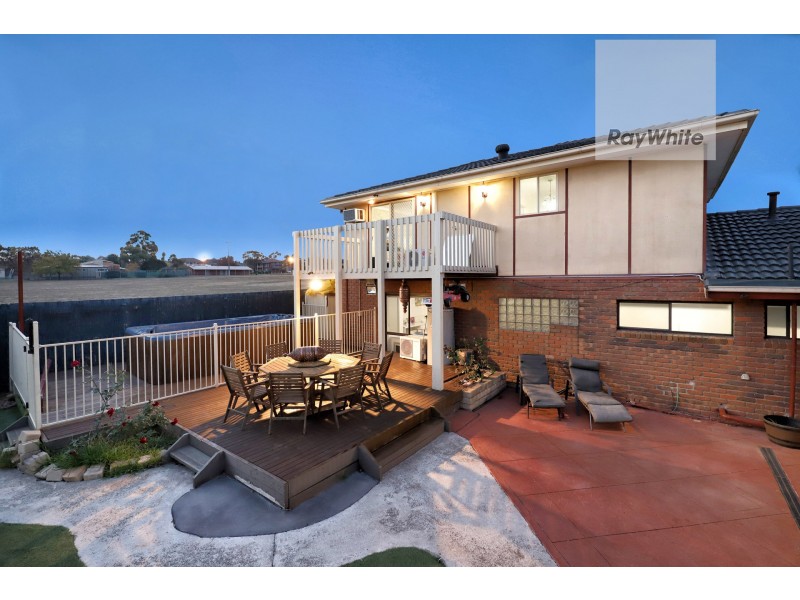 15 Lancaster Court, Greenvale VIC 3059