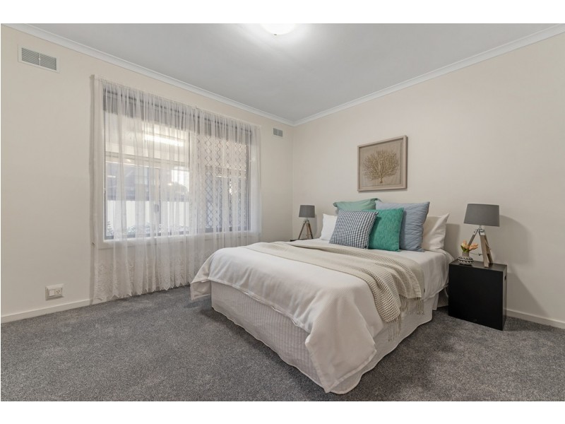 16 Carbine Way, Keilor Downs VIC 3038