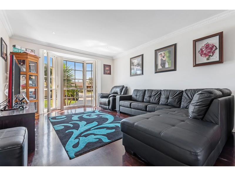 19 Cimberwood Drive, Craigieburn VIC 3064