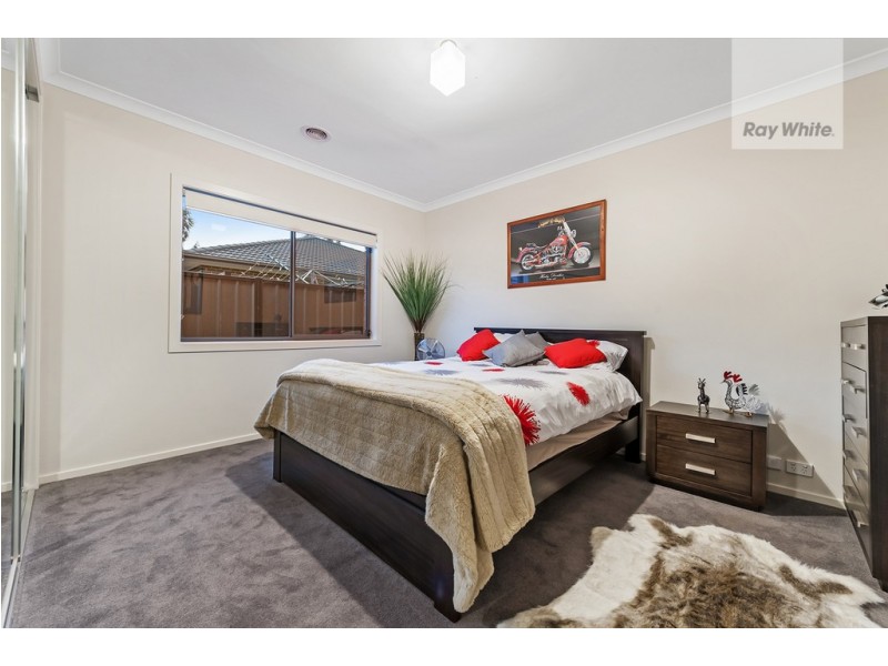 15 Eveline Street, Craigieburn VIC 3064