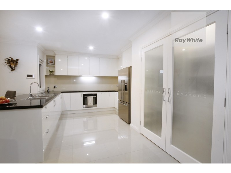 5 Mantua Drive, Greenvale VIC 3059