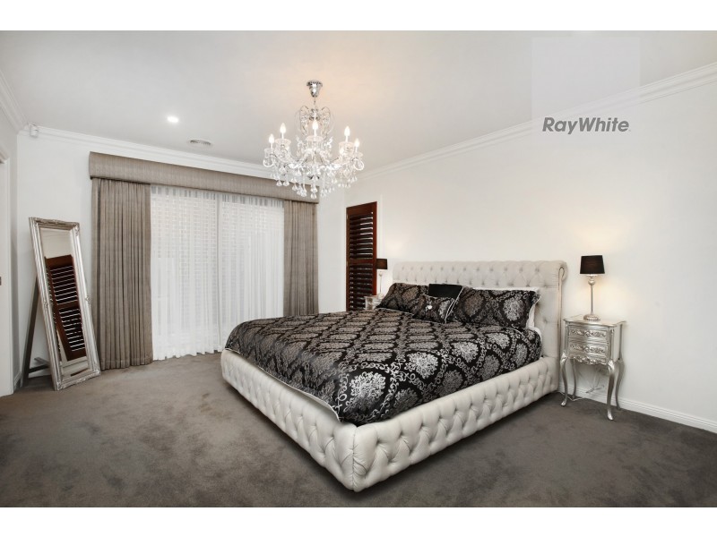 5 Mantua Drive, Greenvale VIC 3059