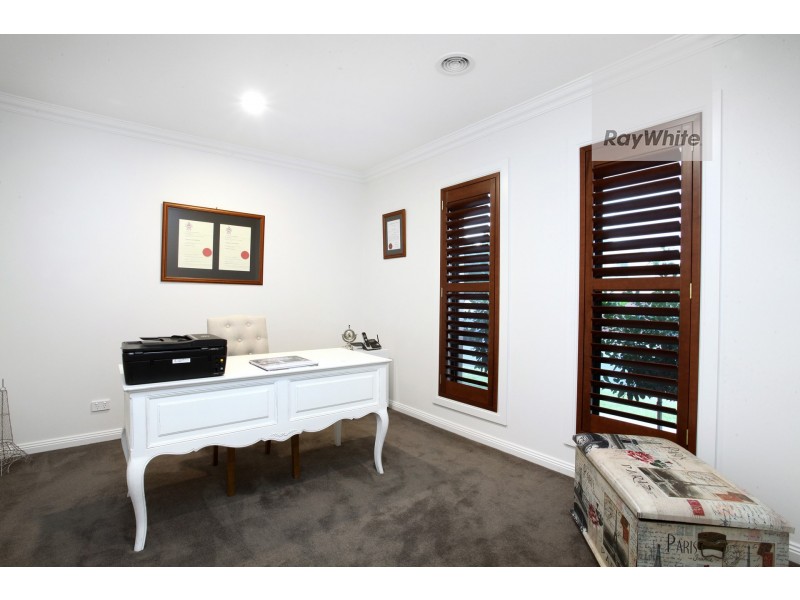 5 Mantua Drive, Greenvale VIC 3059