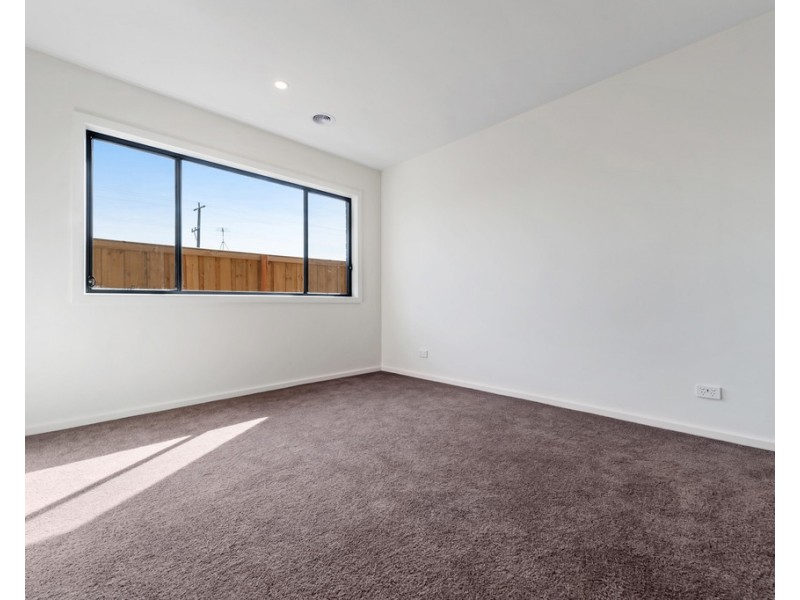 14 Mietta Terrace, Greenvale VIC 3059