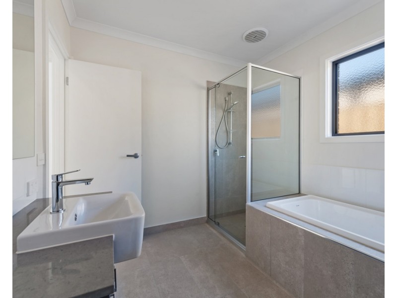 14 Mietta Terrace, Greenvale VIC 3059