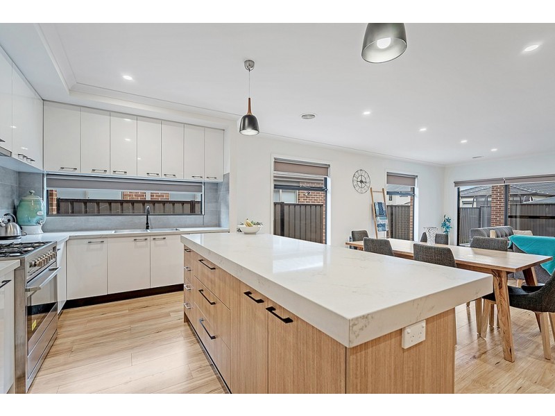 46 Delta Drive, Craigieburn VIC 3064