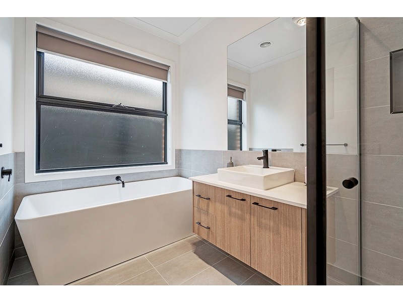 46 Delta Drive, Craigieburn VIC 3064