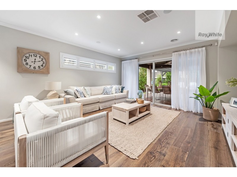 14 Montreal Circuit, Craigieburn VIC 3064