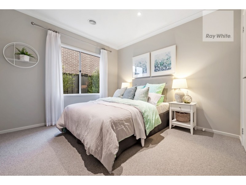 14 Montreal Circuit, Craigieburn VIC 3064
