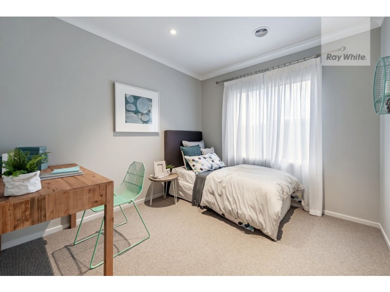 14 Montreal Circuit, Craigieburn VIC 3064