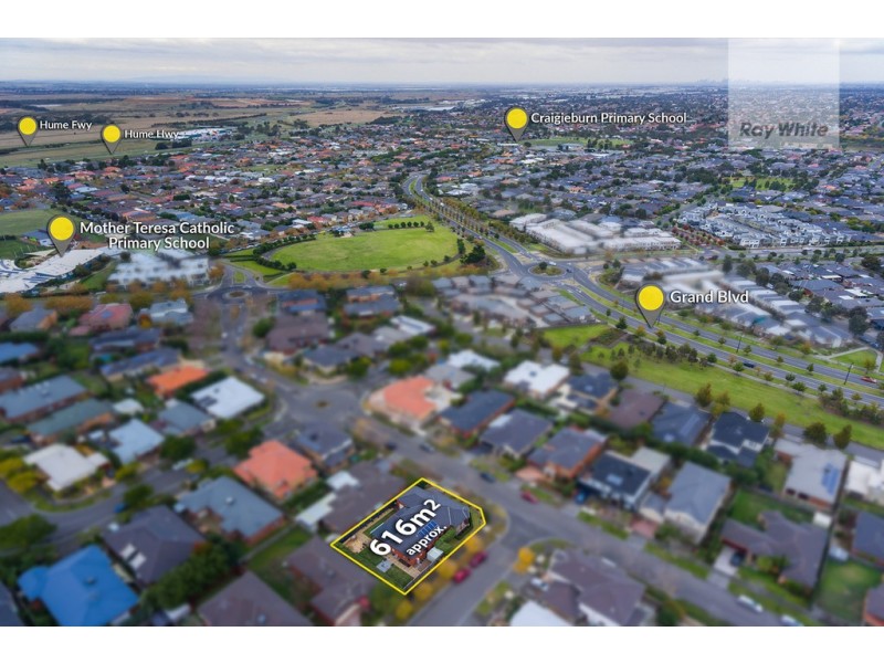 16 Burniston Avenue, Craigieburn VIC 3064