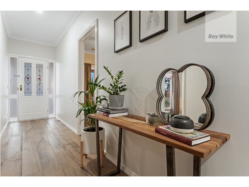 7 Bowman Glen, Craigieburn VIC 3064