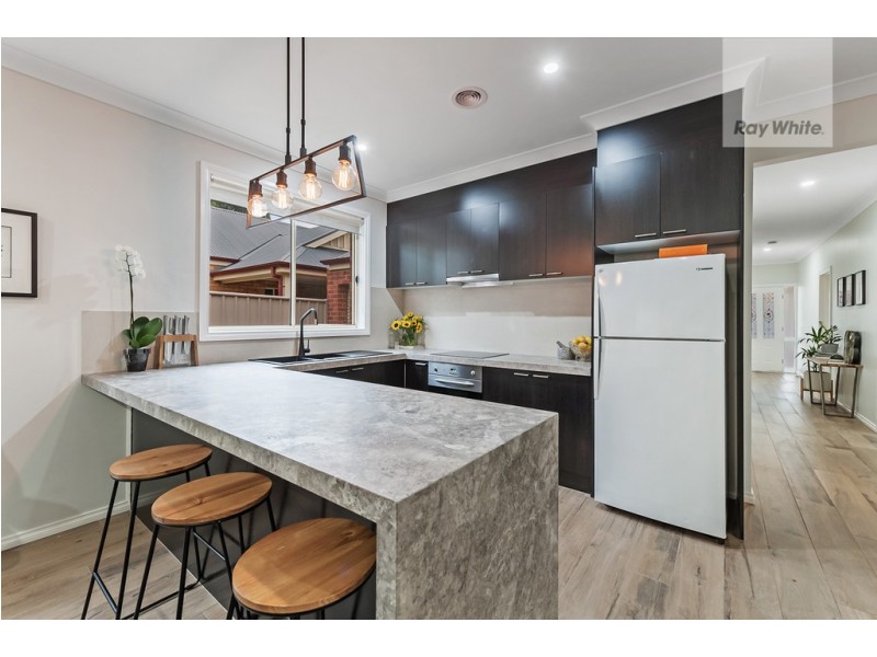 7 Bowman Glen, Craigieburn VIC 3064