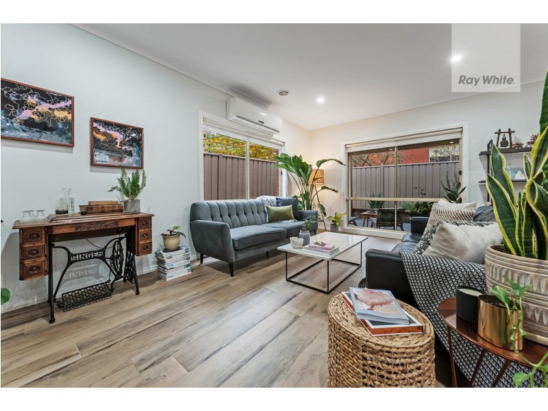 7 Bowman Glen, Craigieburn VIC 3064