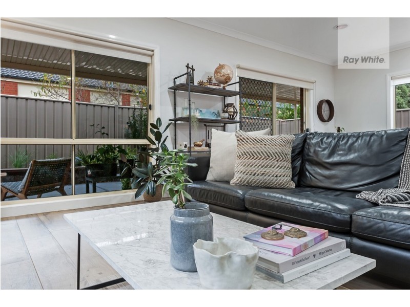 7 Bowman Glen, Craigieburn VIC 3064