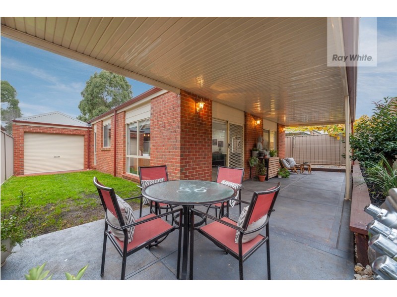 7 Bowman Glen, Craigieburn VIC 3064